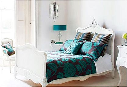Bedroom Design and Use of Cushions